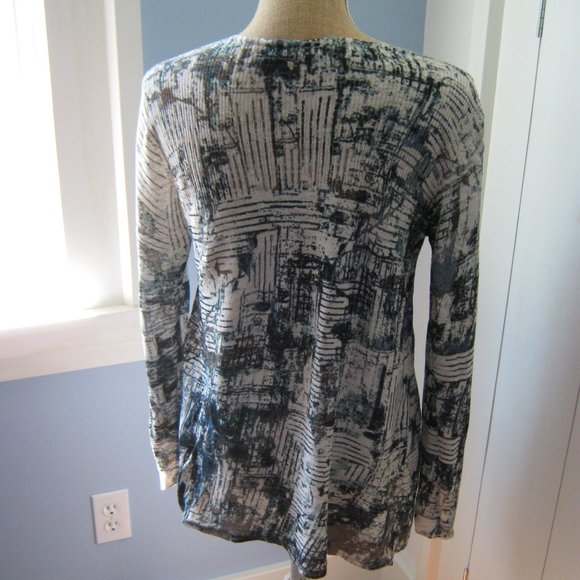 NIC+ZOE Scoop Neck Lightweight Sweater - Picture 2 of 5